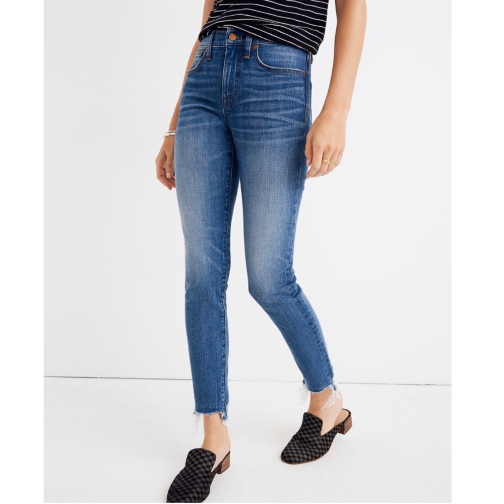 Skinny Crop Jeans: Destructed-Hem Edition